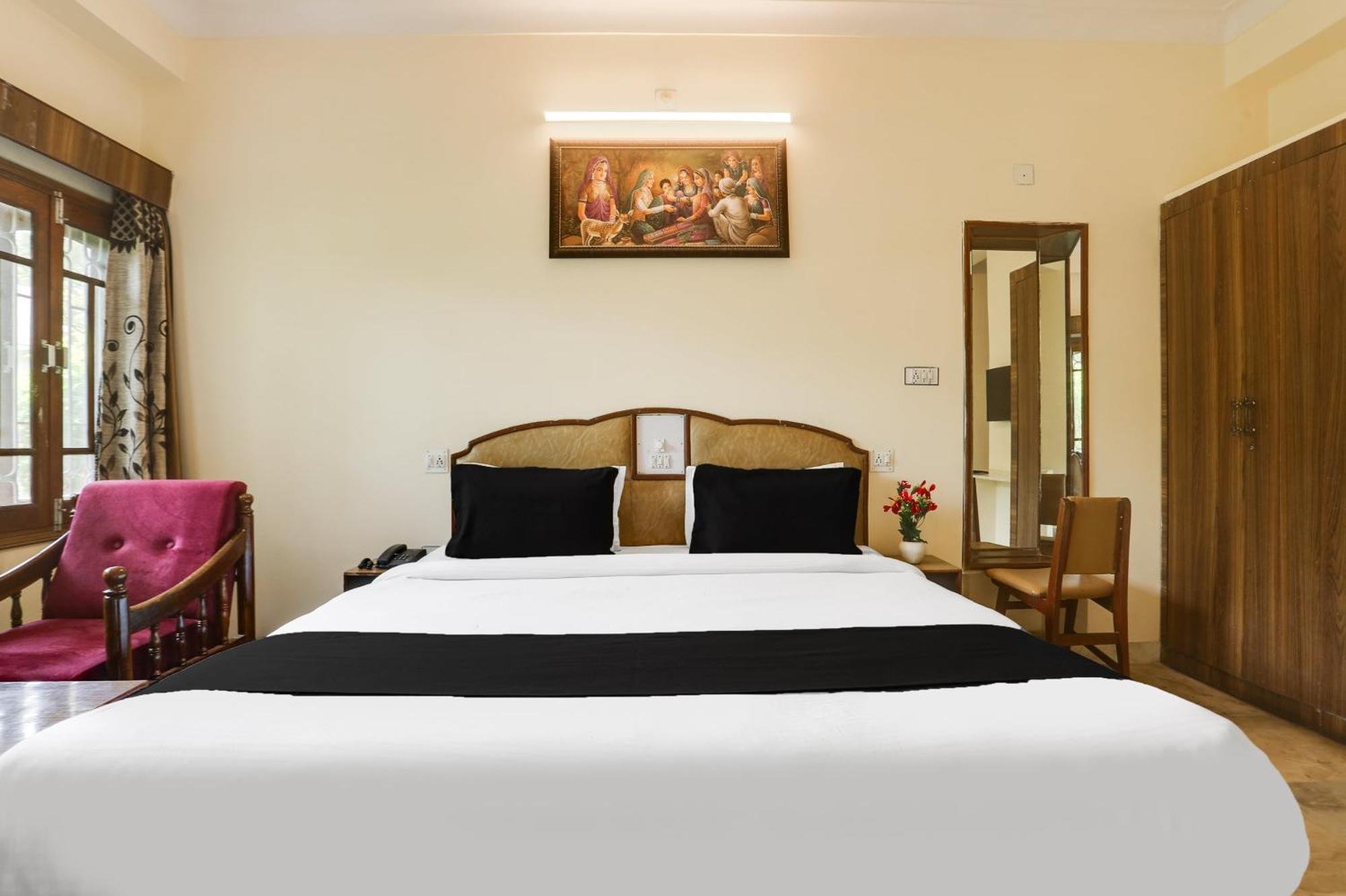 Super Townhouse Pichola Formerly Vinayak Hotel 3*