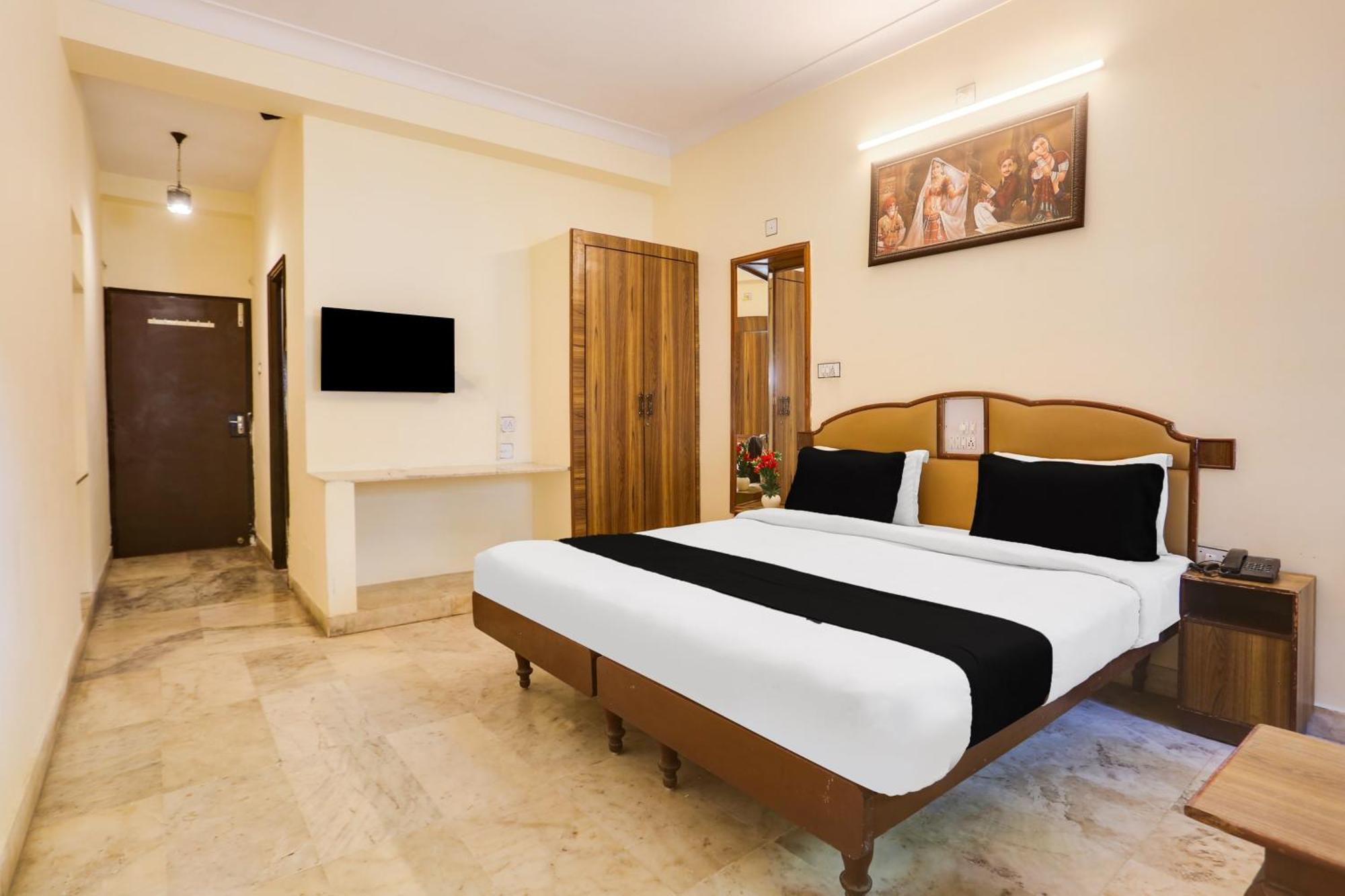 Hotel Super Townhouse Pichola Formerly Vinayak 3*