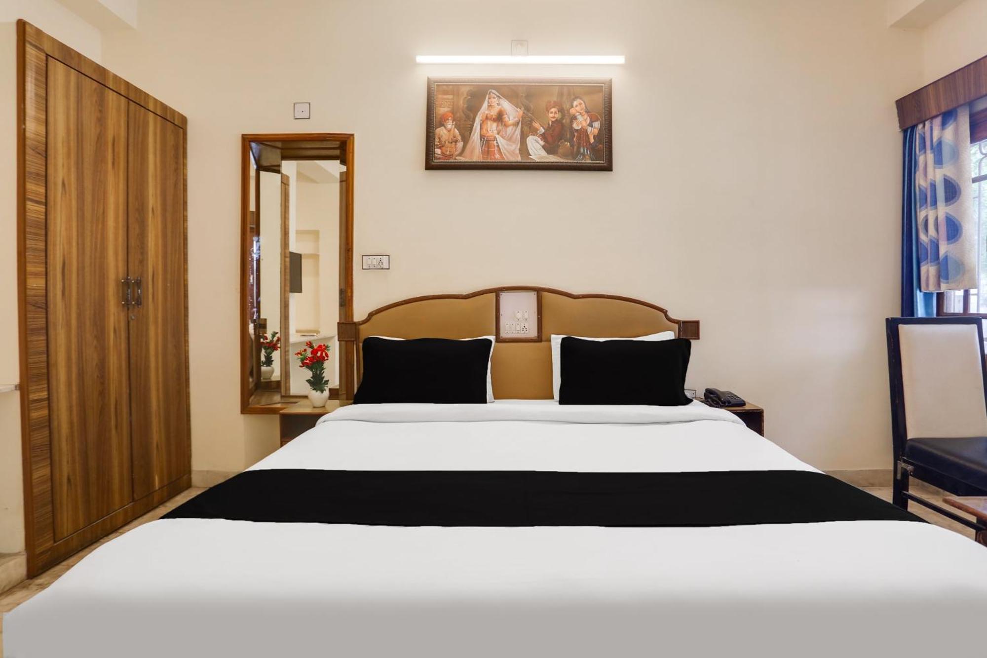 Super Townhouse Pichola Formerly Vinayak